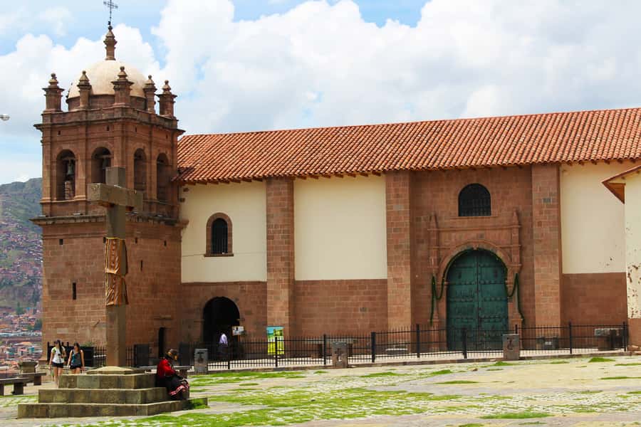 Cusco: Sightseeing Tour of the City on an Open-Top Bus - Sacsayhuamán: Inca stonework plus big angles over the city