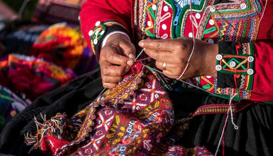 Cusco | Visit Maras, Moray, Chinchero, Pisac | Valle Vip - Moray’s Agricultural Terraces and the Salt Ponds of Maras