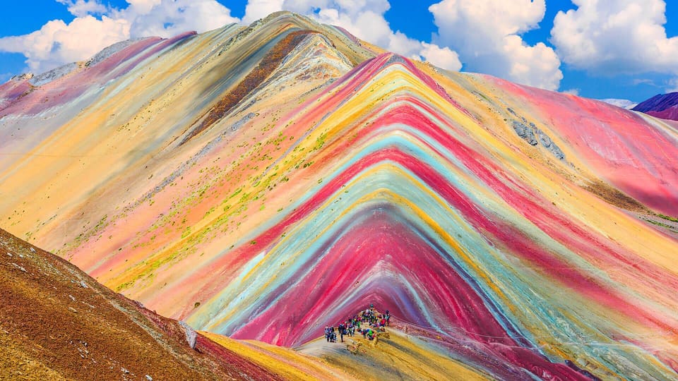 Day trip to Rainbow Mountain and Red Valley - Food and gear that actually help on a long day
