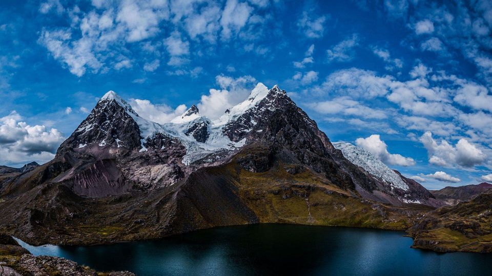 From Cusco: Ausangate 7 Lakes Tour with Meals - Pakanta settlement and hot springs: the bonus that adds character