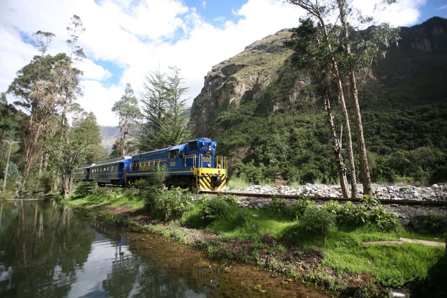 From Cusco: Machu Picchu Full-Day Guided Tour - Bus up to Machu Picchu: what that mountain transport really does
