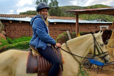 Half day Horseback Riding tour around Sacsayhuaman park - Temple of the Moon: what to watch for while you ride