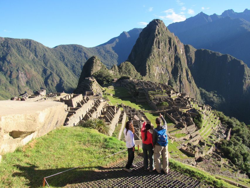 Machu Picchu: Private Tour Guide Service - What to bring so you don’t regret it halfway up