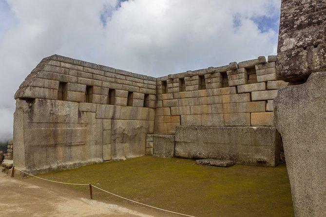 MachuPicchu Private Full Day Tour by Vistadome train from Cusco - Who this private Machu Picchu full day tour is best for